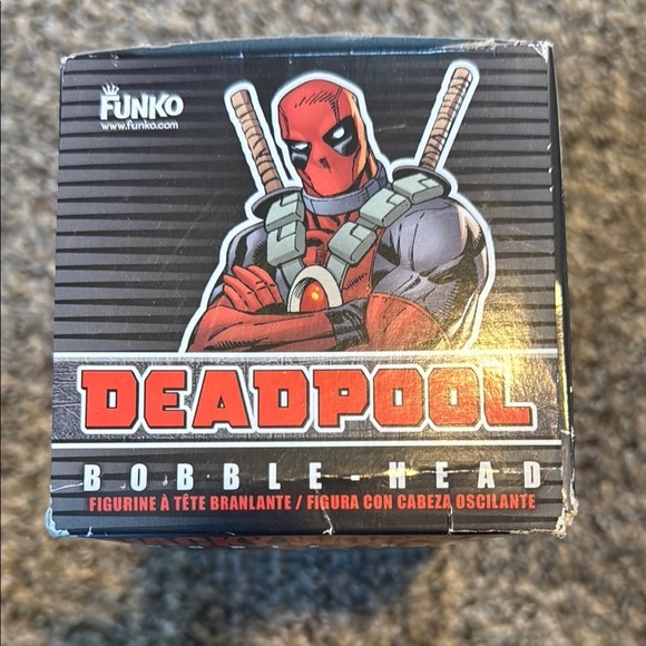 Marvel Deadpool Wacky Wobbler Bobblehead - Picture 6 of 6